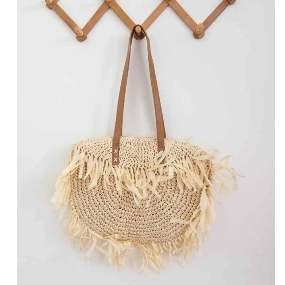 Round Straw Fringe Boho Shoulder Bag